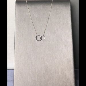 Sterling Silver Necklace Interlocking Circle Pendent